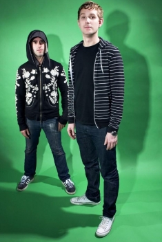 Crooked Looks.jpg Crooked Looks.jpg